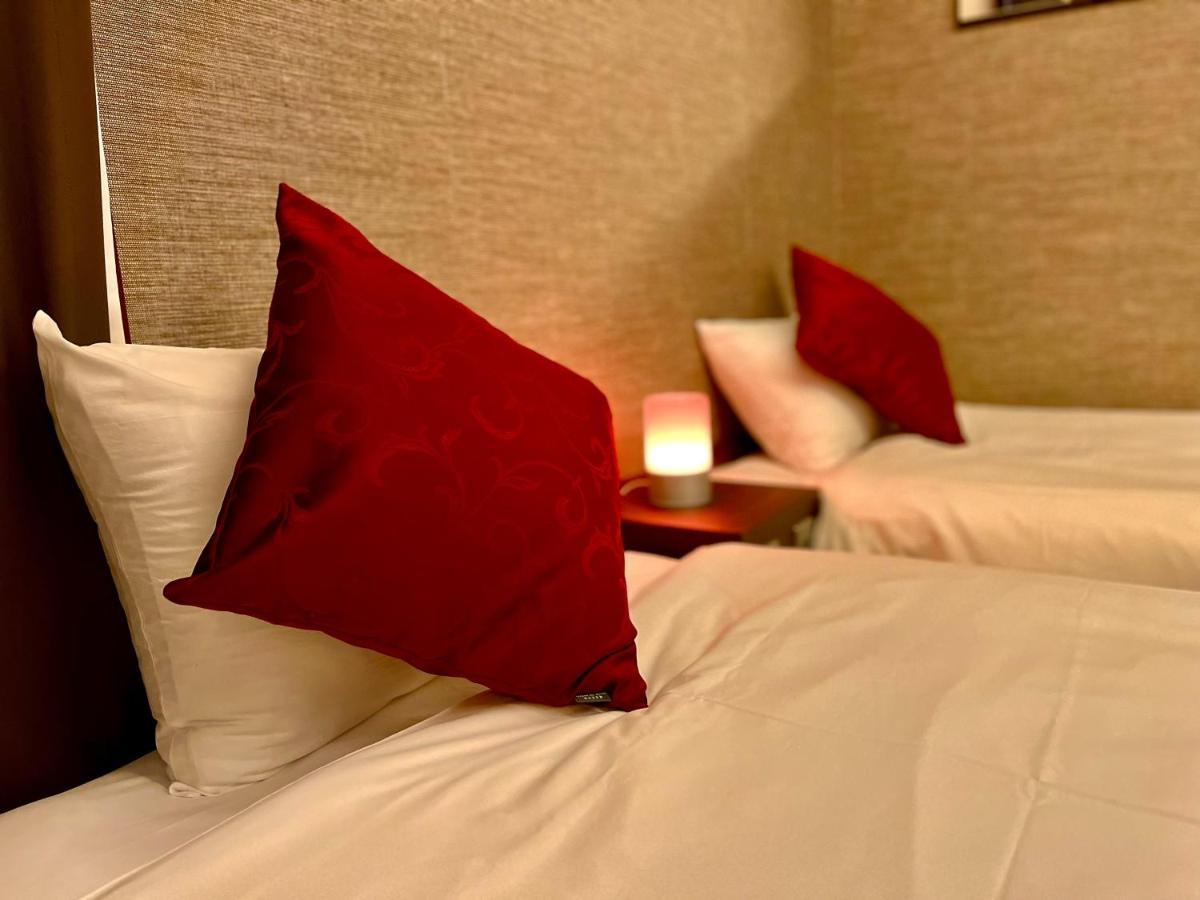 Beautemps Hotel Осака Екстериор снимка